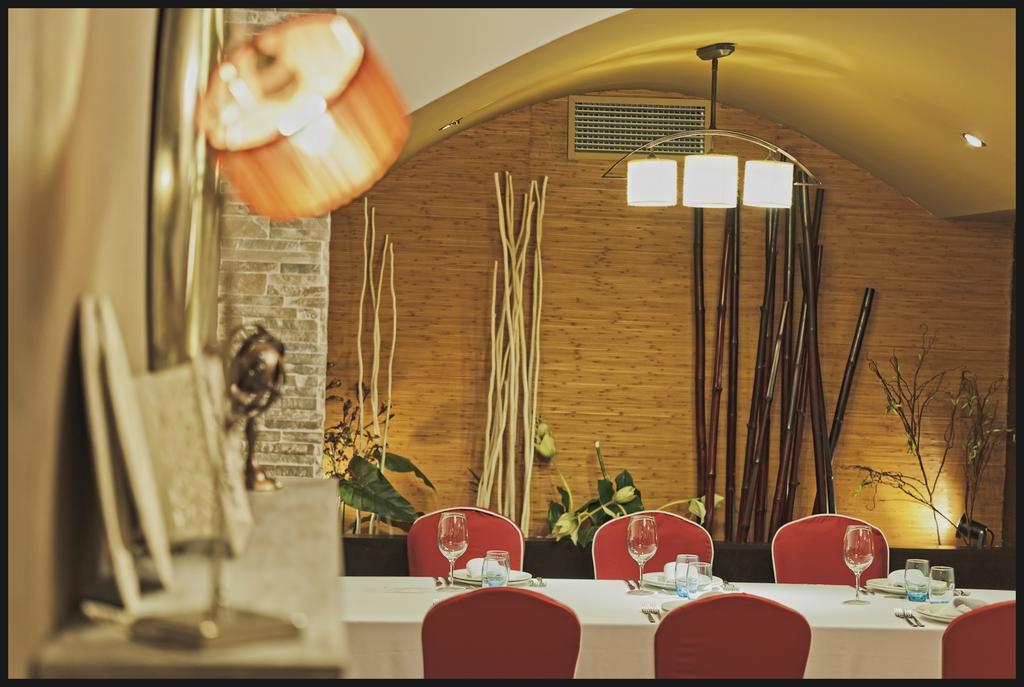 Coto Real Hotel Rabade Ngoại thất bức ảnh